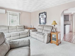 35 Wilson Ave, Johnston, RI 02919