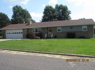 707 Crestview Dr, Monett, MO 65708
