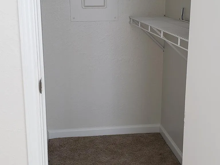 2300 Balsam Dr #G306 — Photo 4