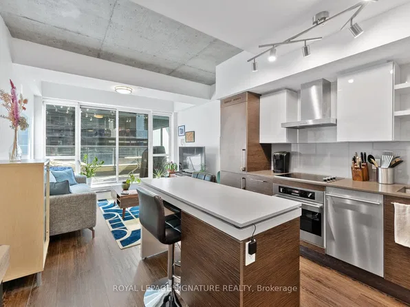 1030 King St W #333, Toronto, ON M6K 0B4