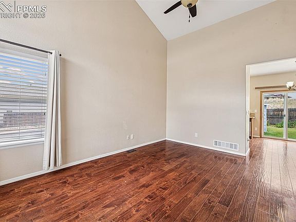 4th image of 4668 Laramie Sky Dr