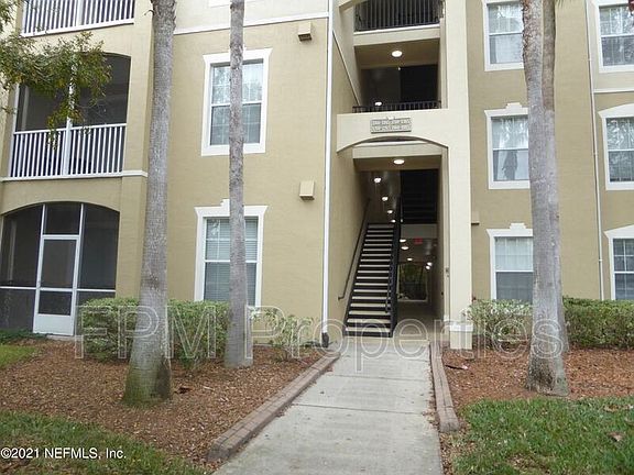 4th image of 7801 Point Meadows Dr Unit 1301