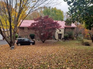 7826 Jeters Chapel Rd, Vinton, VA 24179