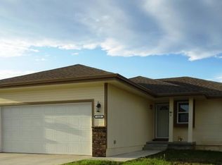 219 SE 43rd Ter, Topeka, KS 66609