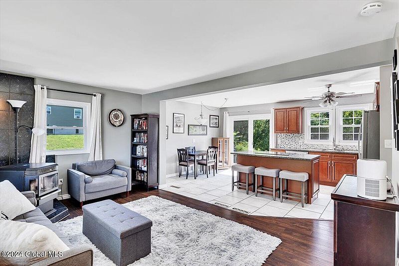 5th image of 14 Wanzer Avenue