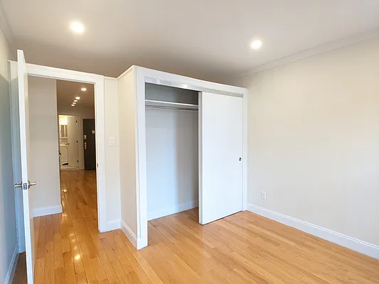 Rented by Mirador Real Estate | media 15