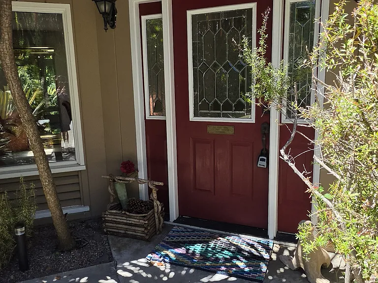 Front Door/Entry