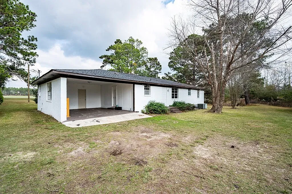 143 Red Rock Rd — Photo 3