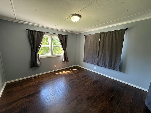 1501 Dockery Hollow Rd — Photo 24