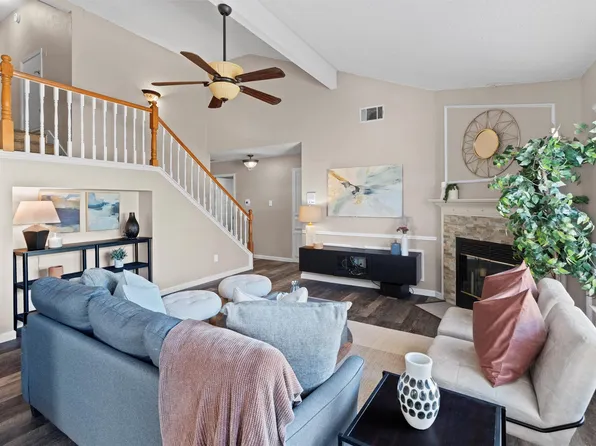 5516 Royal Meadow Ln, Arlington, TX 76017