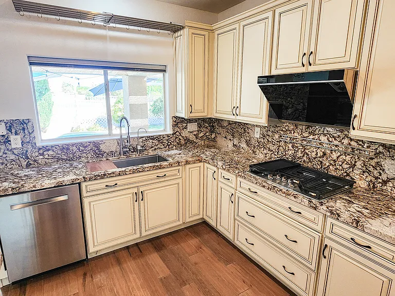 1834 Indian Bend Dr — Photo 18