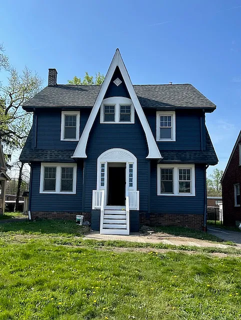 13402 Alvin Ave