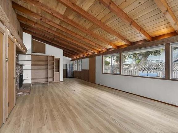 4th image of 1474 Thomas Ave #1476
