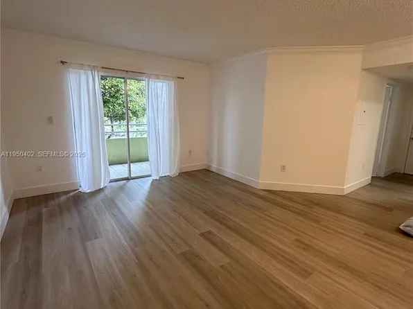 (undisclosed Address), Miami, FL 33176