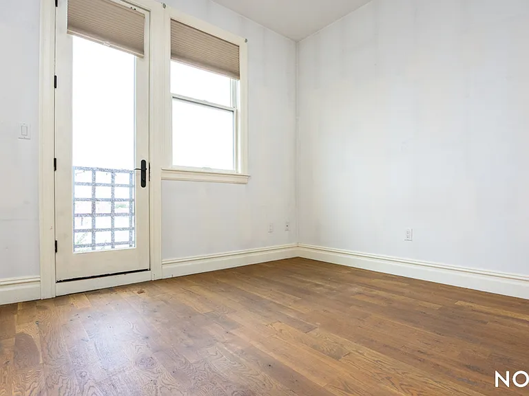 1355 Myrtle Ave #4B — Photo 5