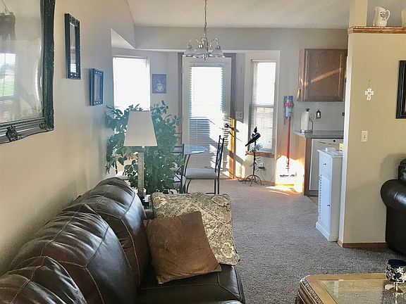 4th image of 1768 N Myers Cir