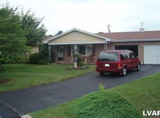 3764 Highland Rd, Schnecksville, PA 18078