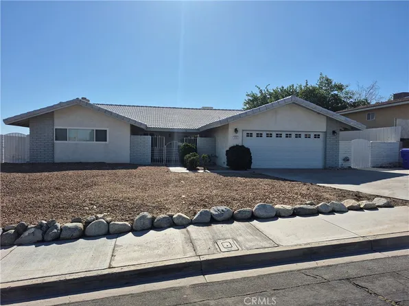 2001 Barcelona Cir, Barstow, CA 92311
