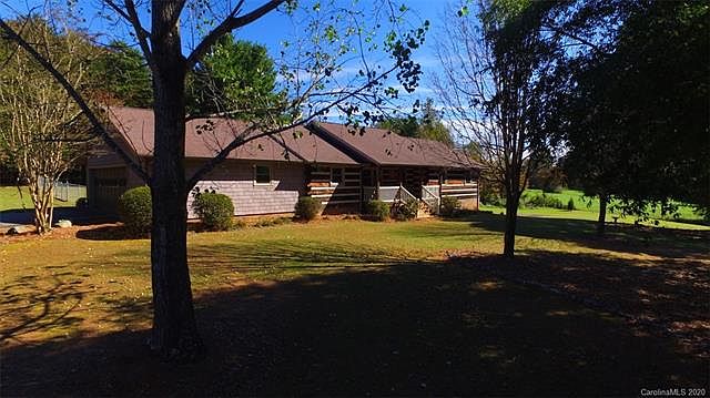 1st image of 146 Backcreek Ln #12