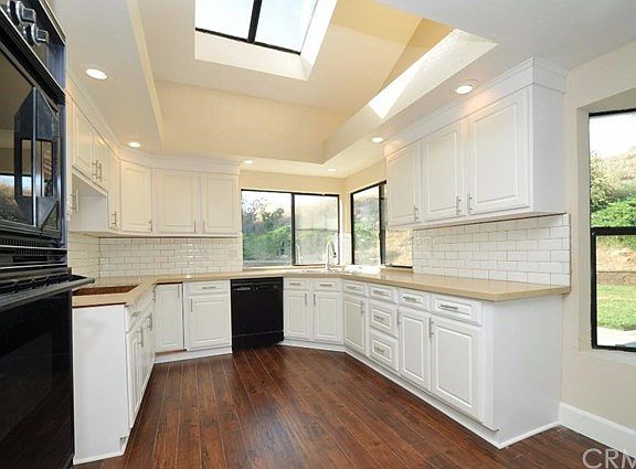 4th image of 13513 Mesa Verde Ct