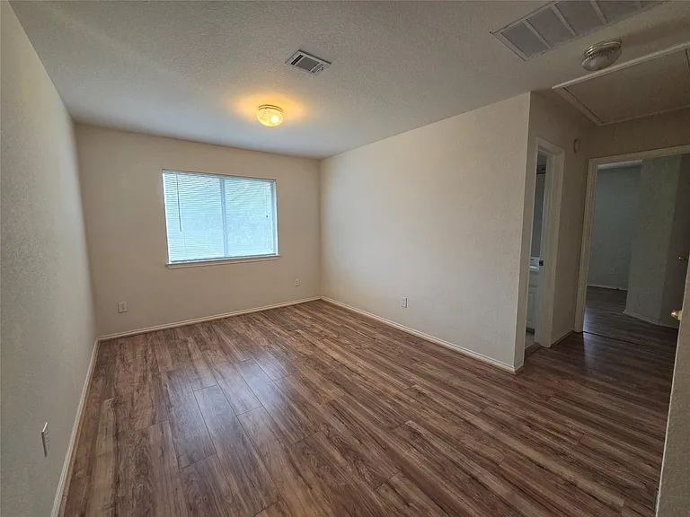 3208 Santee Dr — Photo 15