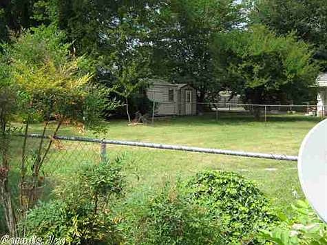3rd image of 1111 Janssen Ave