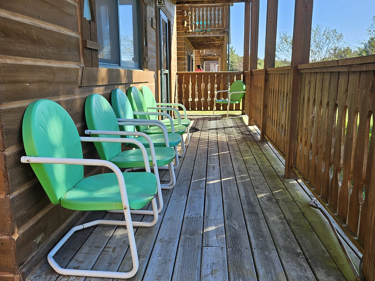 3 bed, 1100 sqft, $1,150 — Photo 2
