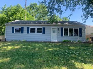 207 Michigami Trl, Chesterton, IN 46304