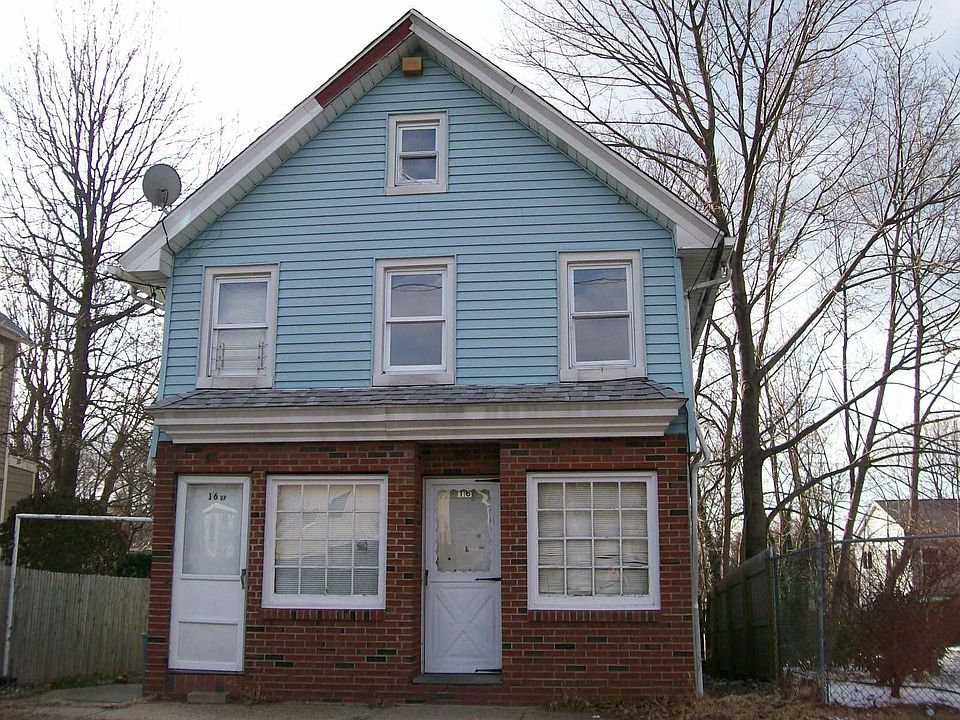 1st image of 16 Carpenter St