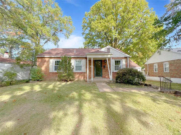 7145 Holly Hills Ave, Saint Louis, MO 63123