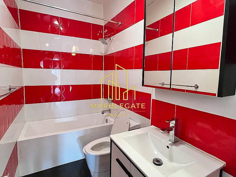 739 Garfield Ave #22A — Photo 8