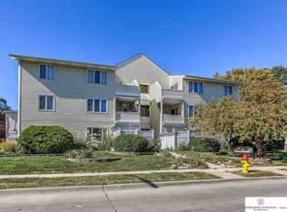 134 N 36th St, Omaha, NE 68131