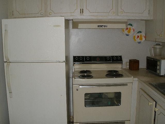 2nd image of 147 Fanshaw D #147