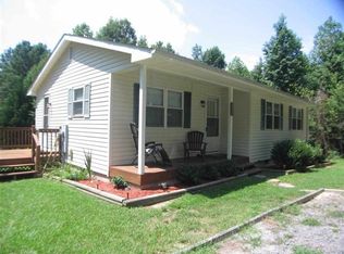 200 Fancy Acres Ln, Carthage, NC 28327