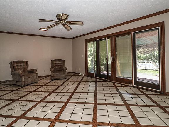 5th image of 3285 N Whitetree Cir
