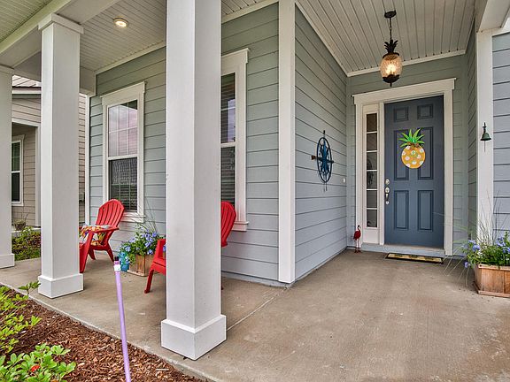 5th image of 207 Skywood Trl