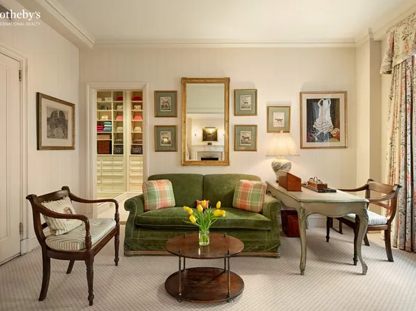 570 Park Avenue image 8 of 14