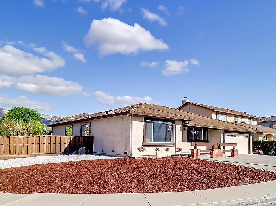 1st image of 2586 Glen Keller Ct