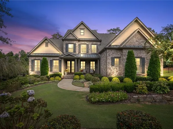 1013 Summit View Ln, Milton, GA 30004