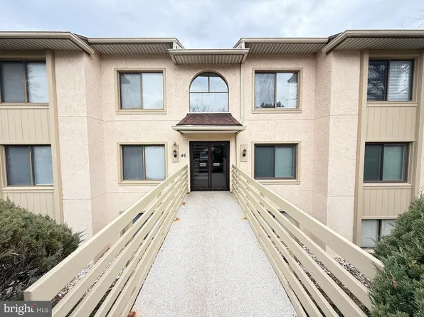 46 Muirfield Dr, Reading, PA 19607