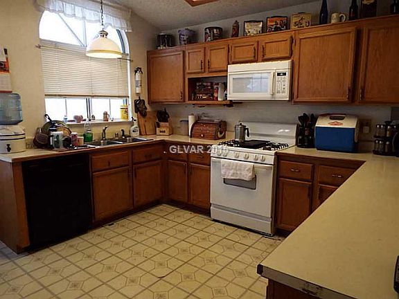 5th image of 7248 Wycliff Ln