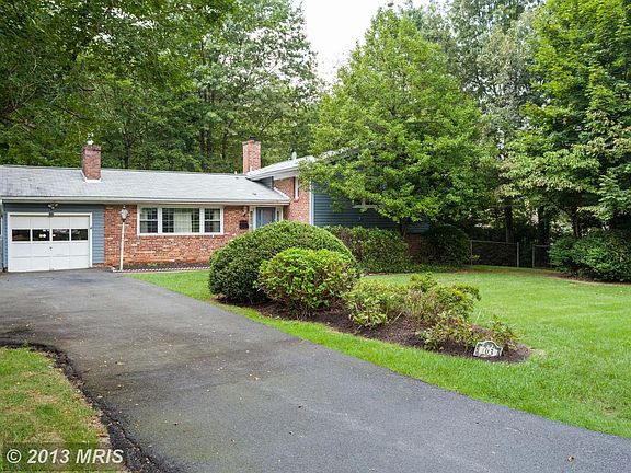2nd image of 103 Mashie Dr SE