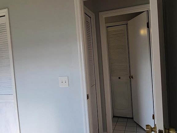 5th image of 23 Farnell Ln #A