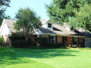 3737 Wilkie Way, Fort Worth, TX 76133