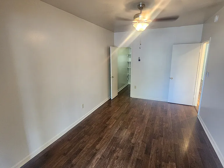 953 Randolph St NW #B — Photo 10