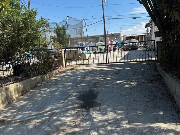 8717 Tilmont Ave, Pico Rivera, CA 90660