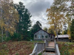 283 Lakewood Ln, Marquette, MI 49855