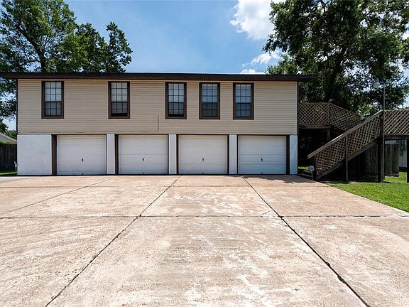 3rd image of 4461 Shady Lake Dr