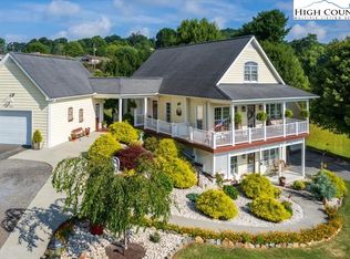 419 Doctors St, Sparta, NC 28675