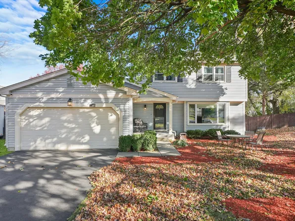 783 Shenandoah Dr, Carol Stream, IL 60188